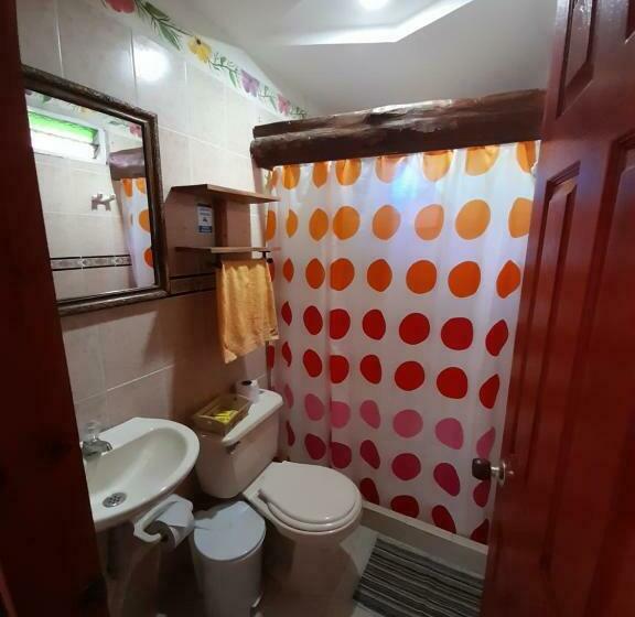 اتاق استاندارد چهار تخته, Villa Luzandi