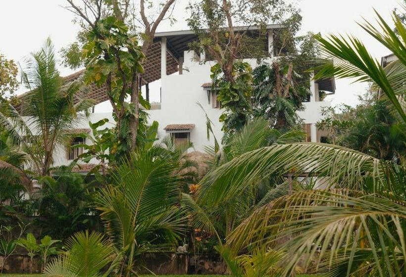 Номер Стандарт с Террасой, Kirinuga Boutique Retreat