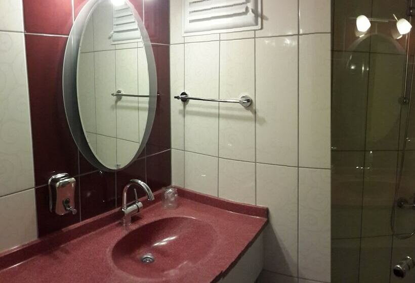 חדר סטנדרט, Akdag