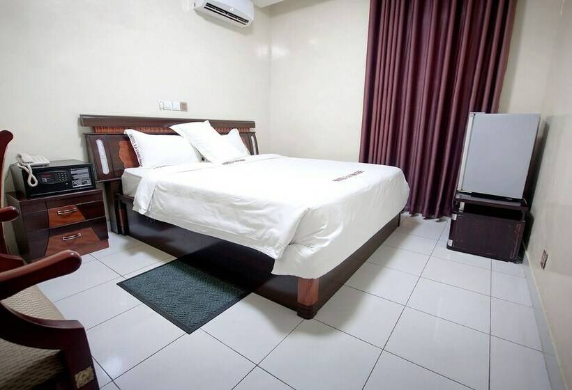 Номер Стандарт, La Concorde