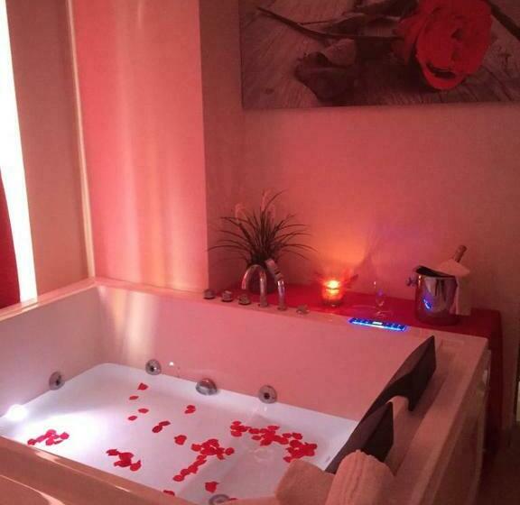 سوئیت با وان آب گرم, Masseria Marziale