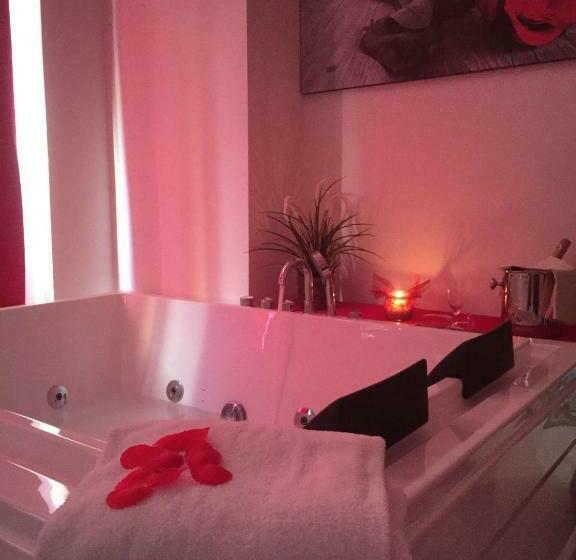 سوئیت با وان آب گرم, Masseria Marziale