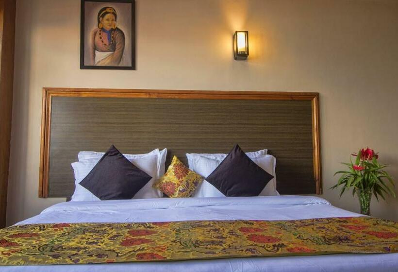 キングサイズベッドのデラックスルーム, Muscatel Yavachi   400 Mts From Mg Marg