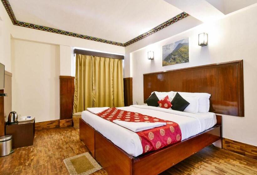 キングサイズベッドのデラックスルーム, Muscatel Yavachi   400 Mts From Mg Marg