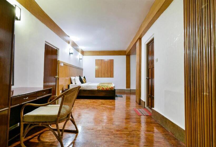 スイート, Muscatel Yavachi   400 Mts From Mg Marg