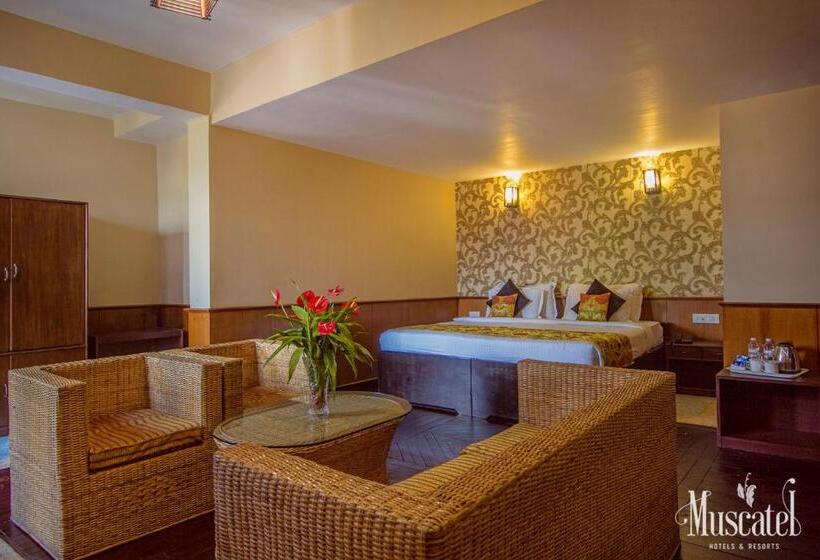 スイート, Muscatel Yavachi   400 Mts From Mg Marg