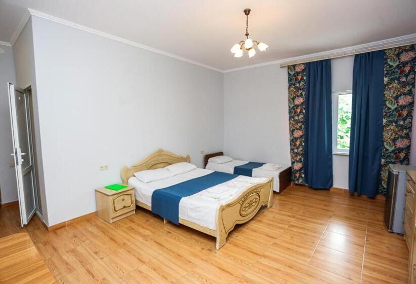 سوئیت 2 خوابه, Sabina