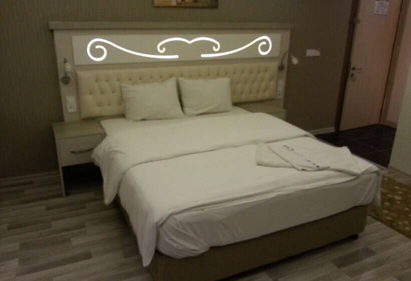 חדר סטנדרט, Akdag