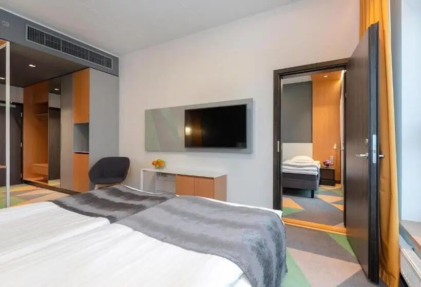 اتاق خانوادگی, Sophia By Tartuhotels