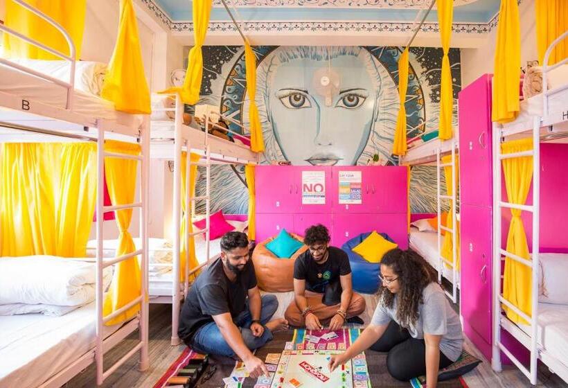 Cama em Quarto Compartilhado com Banheiro Compartilhado, Gostops Udaipur