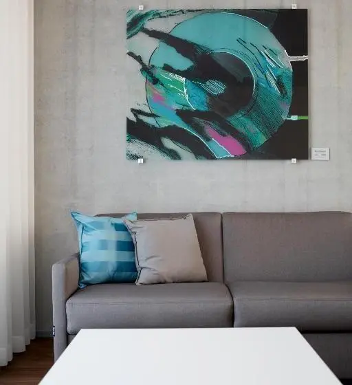Juniorsviitti Liikuntarajoitteisille, Aparthotel Baden