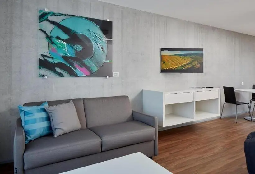 Juniorsviitti Liikuntarajoitteisille, Aparthotel Baden