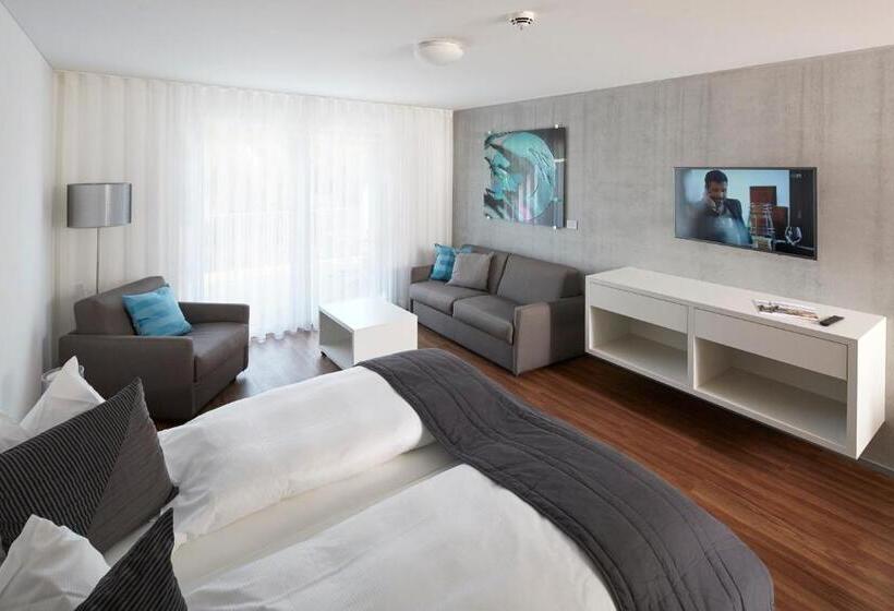 סוויטת ג'וניור מותאמת לאדם עם מוגבלויות, Aparthotel Baden