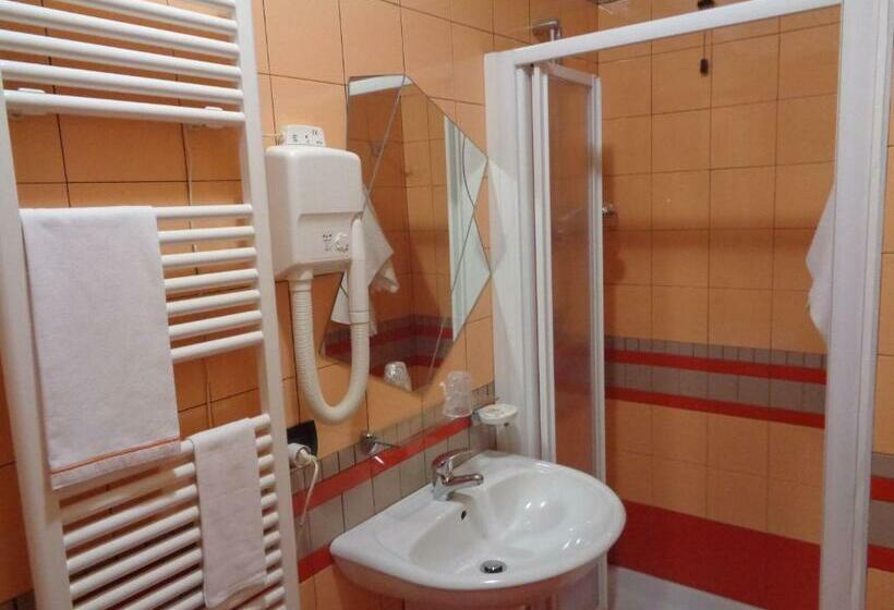 单人经济间, Airone