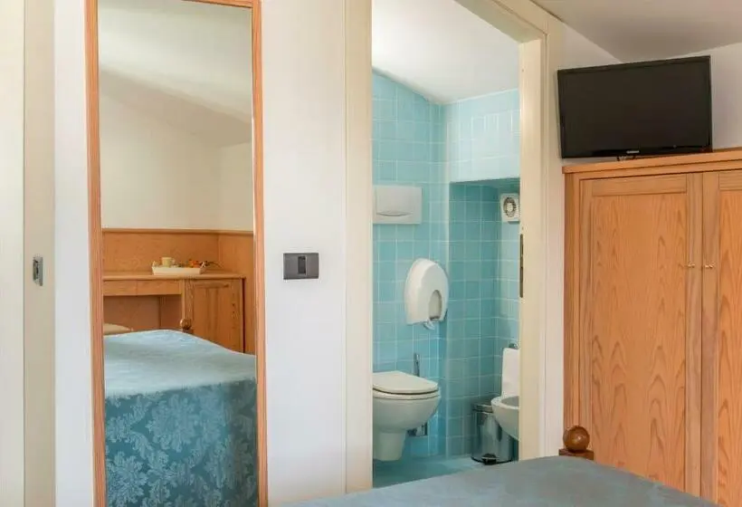 اتاق استاندارد یک نفره, Albergo Il Giardino Del Rio