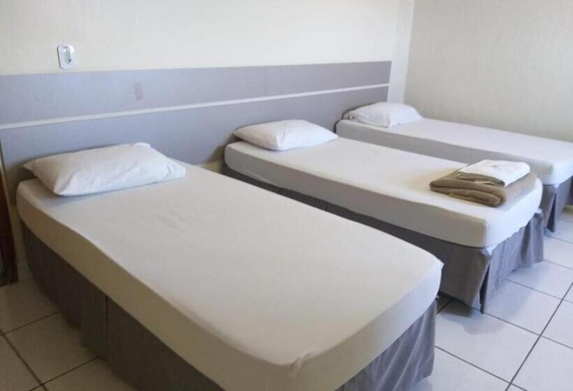 غرفة قياسية ثلاثية, Boa Viagem