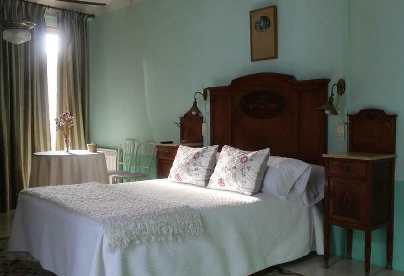 غرفة قياسية, Ca Les Senyoretes