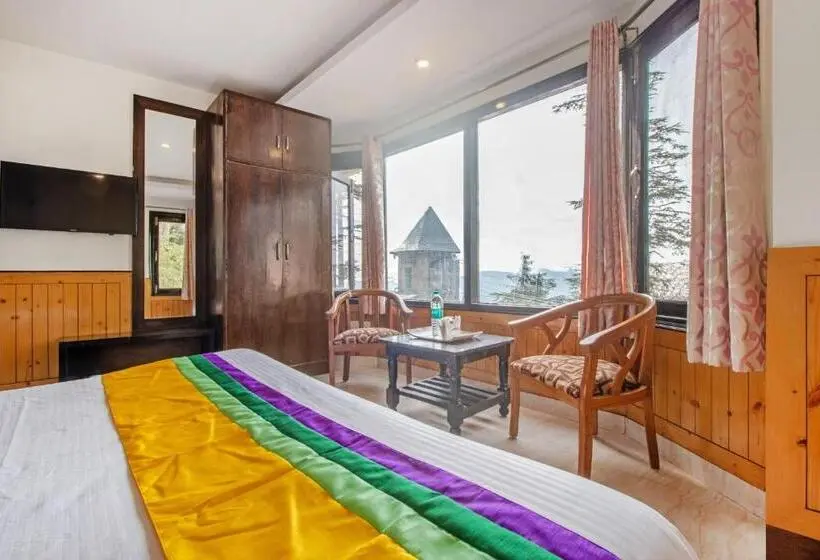 景色の見えるデラックスルーム, Itsy Hotels Avantika With Forest View