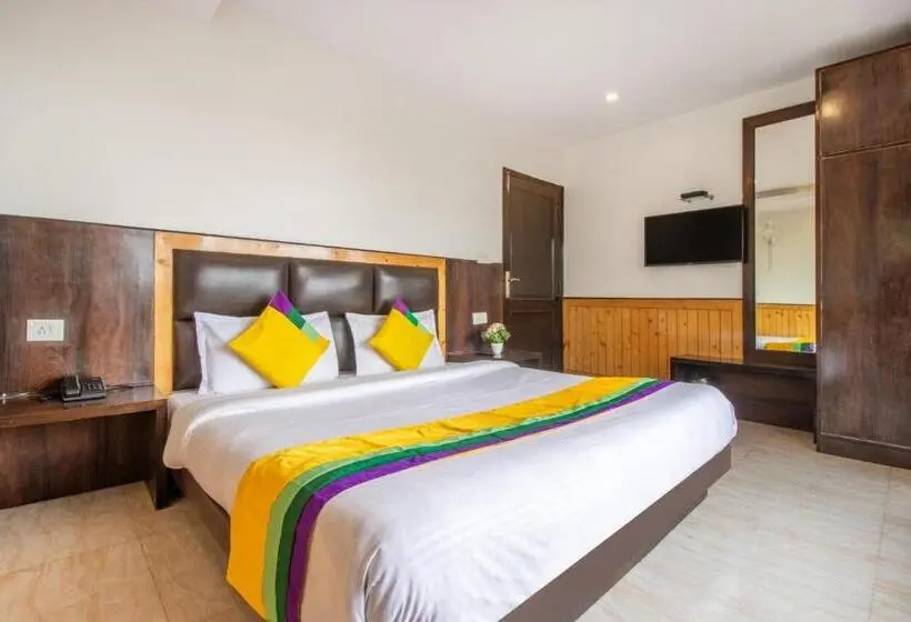 景色の見えるデラックスルーム, Itsy Hotels Avantika With Forest View