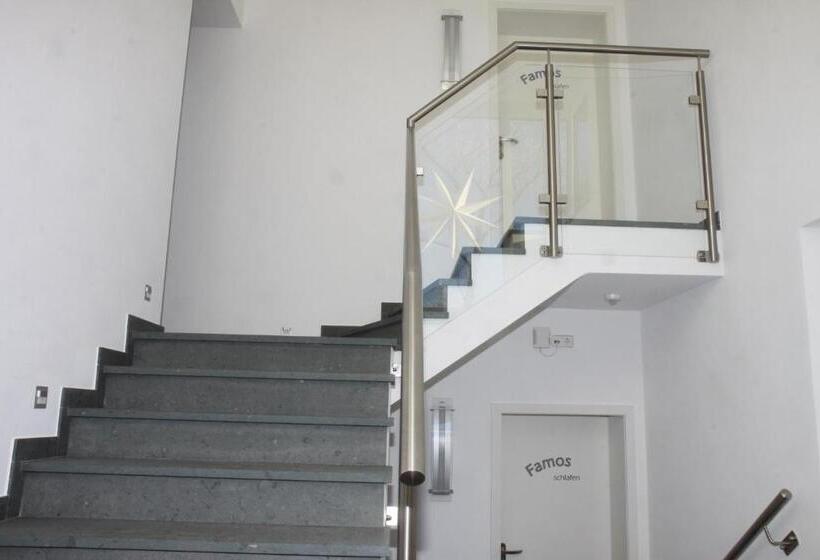 舒适三人间, Natürlich Famos Schlafen