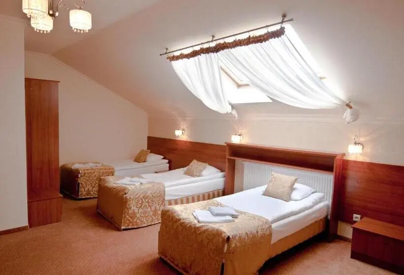 Standard Kolmen Hengen Huone, Villa Anna