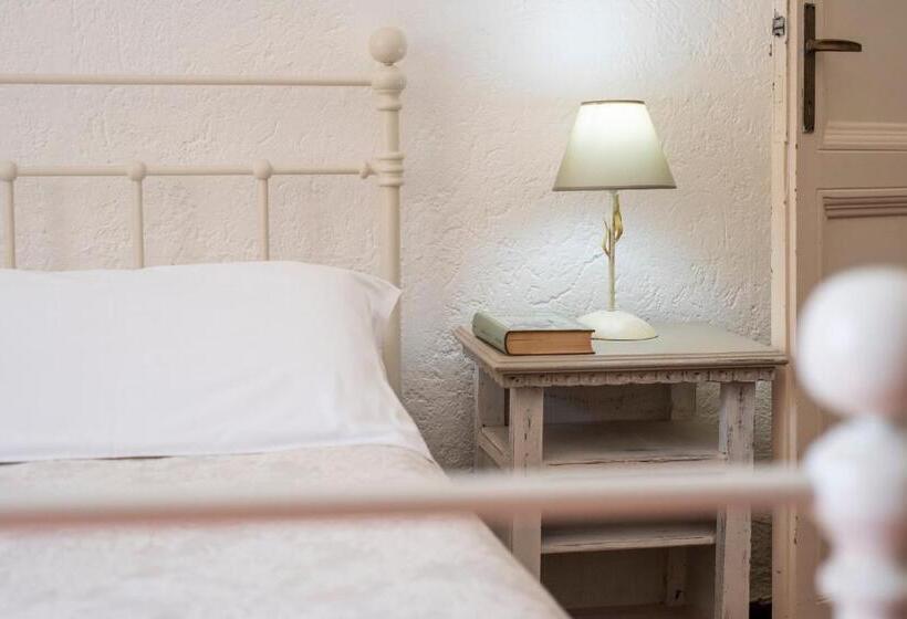 Quarto Deluxe Cama King, Fattoria Pian Di Rocca