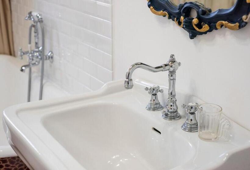 带大床的豪华间, Fattoria Pian Di Rocca