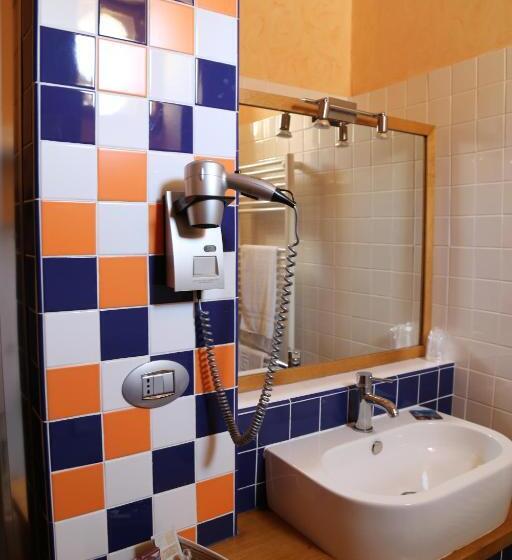 غرفة إقتصادية فردية, La Lisca