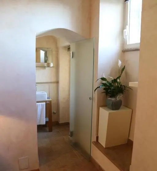Suite Familiare, La Lisca