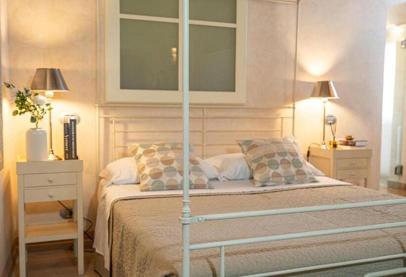 جناح عائلي, La Lisca