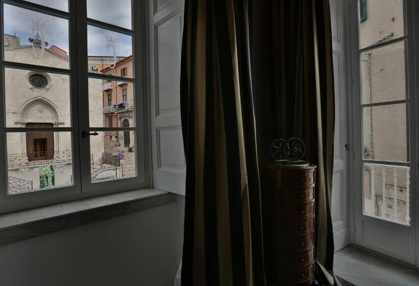 سوئیت با بالکن, Palazzo Cannavina Suite & Private Spa