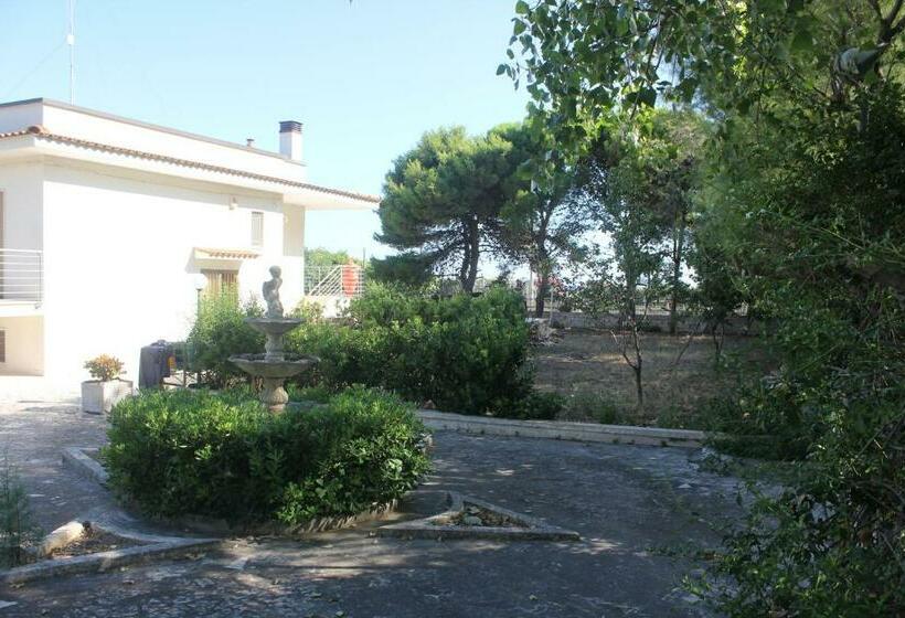 스탠다드 룸, Trentatre Quarantatre