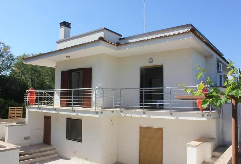 스탠다드 트리플 룸, Trentatre Quarantatre