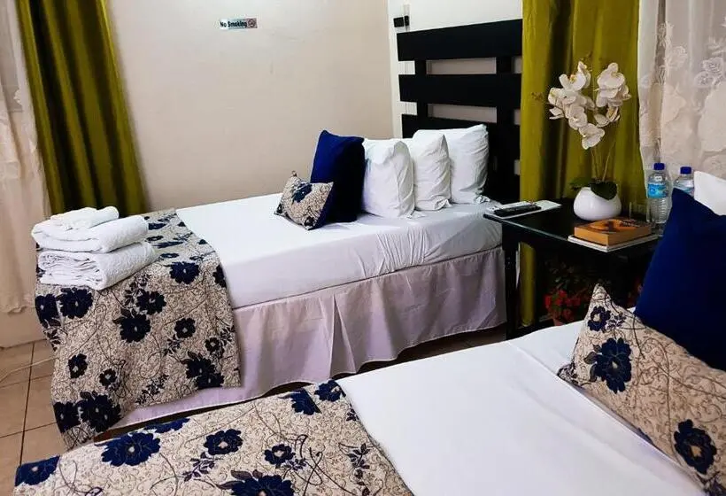Standard room with outdoor bath, Eventuality B&b New Kingston