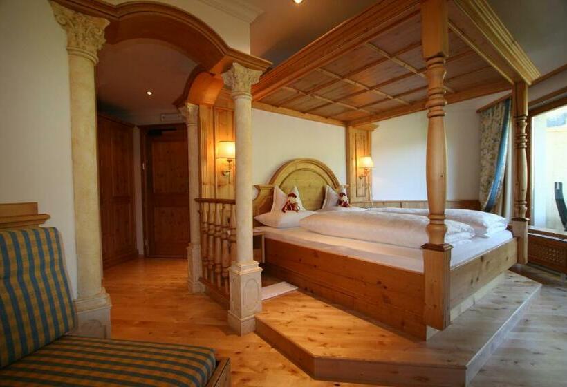 جناح مطلّ علي الجبل, Al Sonnenhof
