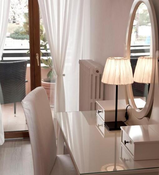 غرفة قياسية مطلّة علي حمام السباحة, Garni Bel Sito