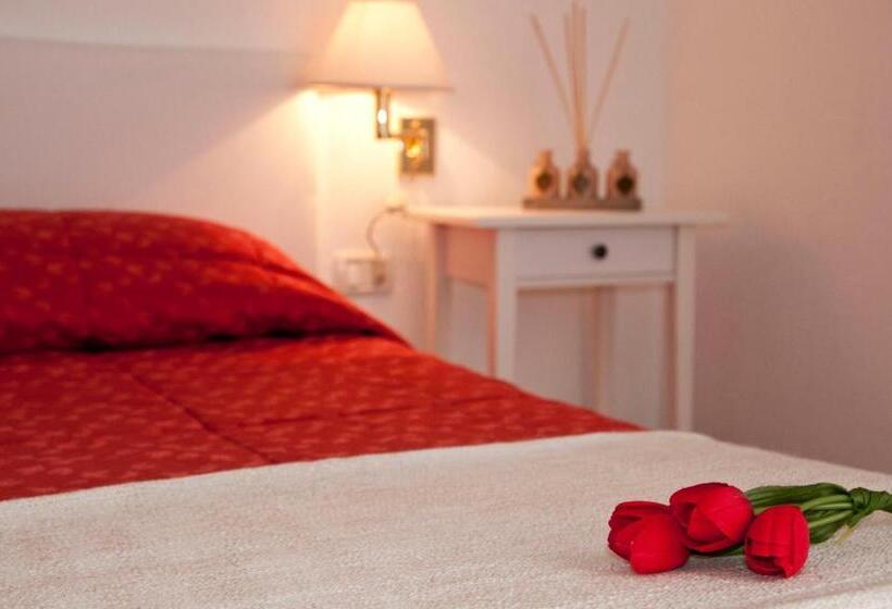 غرفة قياسية مطلّة علي حمام السباحة, Garni Bel Sito