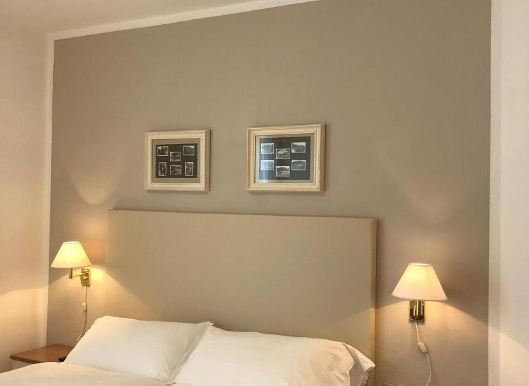 غرفة قياسية مطلّة علي حمام السباحة, Garni Bel Sito