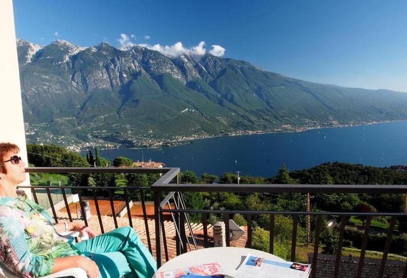 غرفة قياسية مطلّة علي البحيرة, Garni Bel Sito