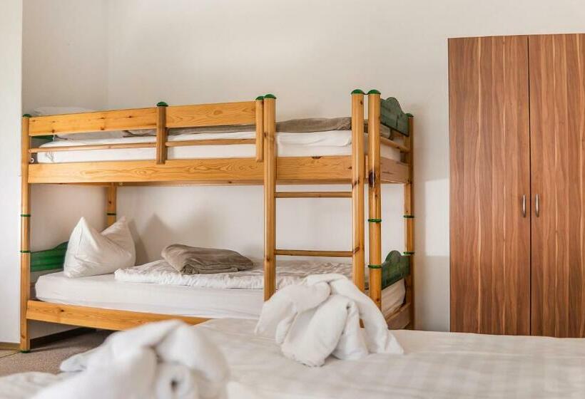 スタンダードルーム, Garni Kröger