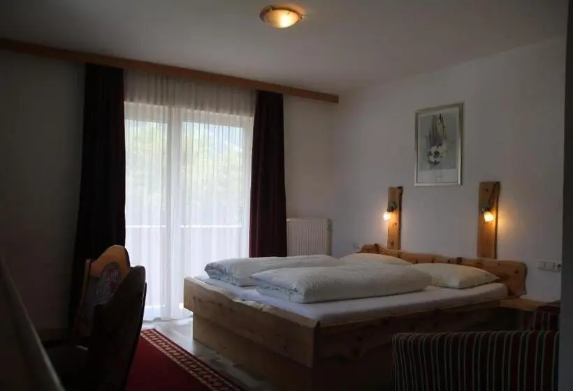 Standard-huone Parveke, Gasthof Zum Löwen
