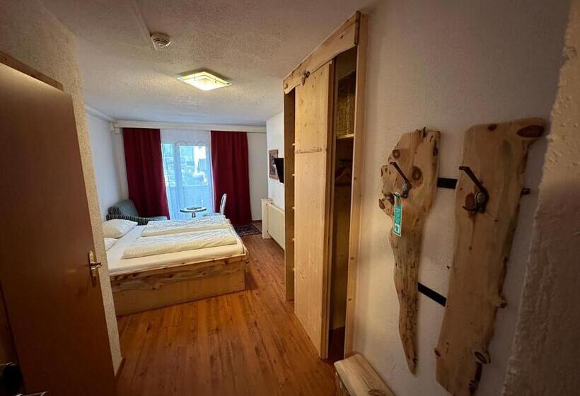 스탠다드 발코니 룸, Gasthof Zum Löwen