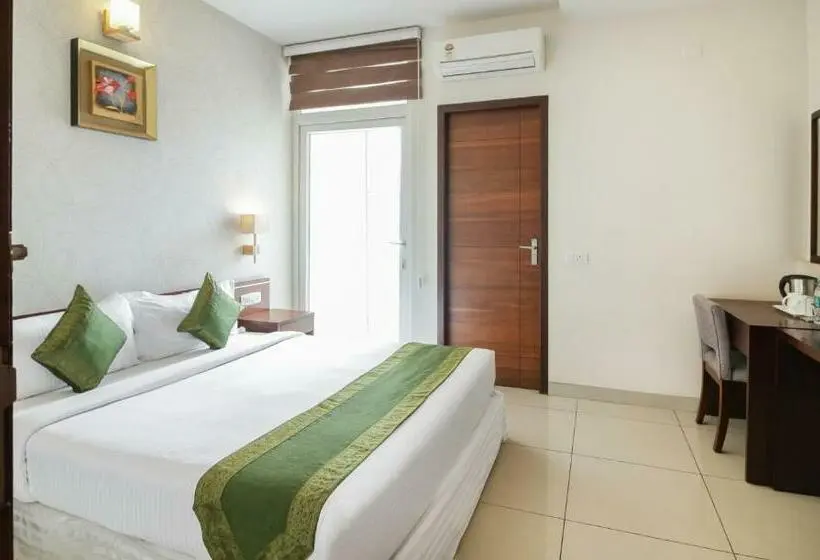 スタンダードルーム, Maharaja Inn Chikmagalur