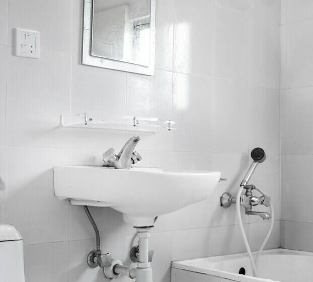 اتاق لوکس چهار تخته, Mantra Inn