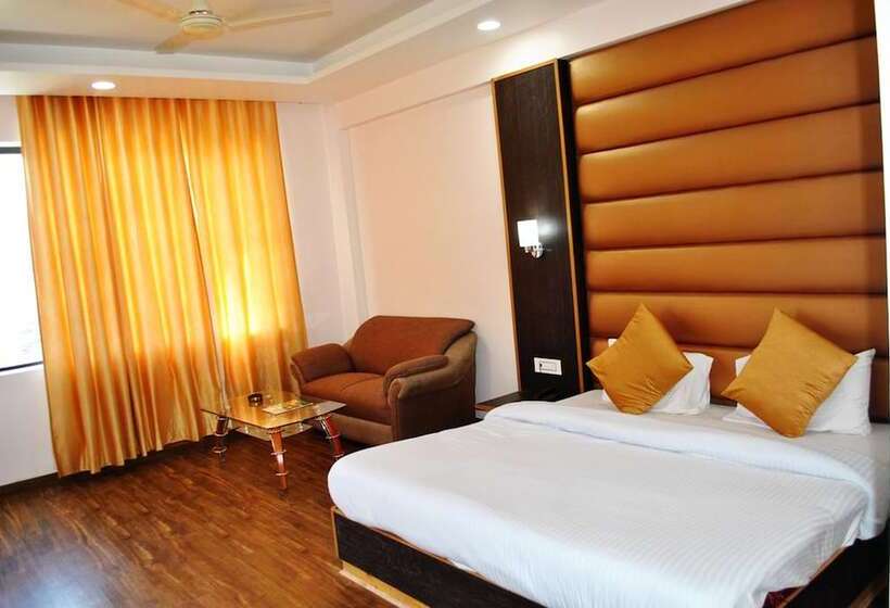 شقة إدارية غرفة واحدة, Natraj International