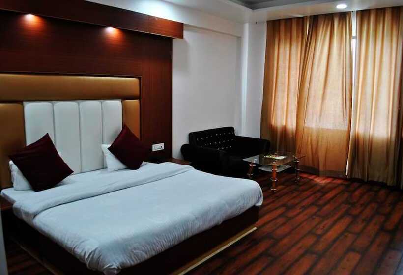 شقة إدارية غرفة واحدة, Natraj International