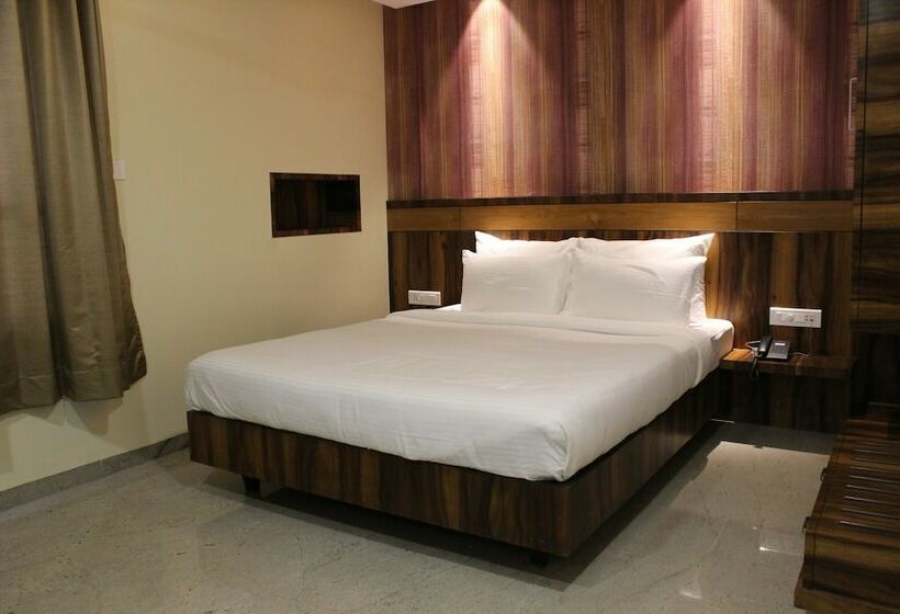 غرفة ديلوكس, Silver Oak