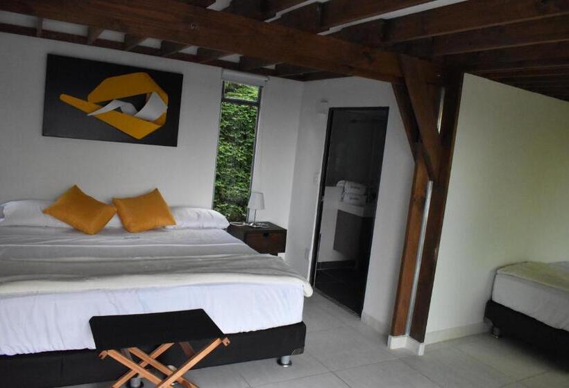 スタンダードトリプルルーム, Syvanna Wellness and Spa