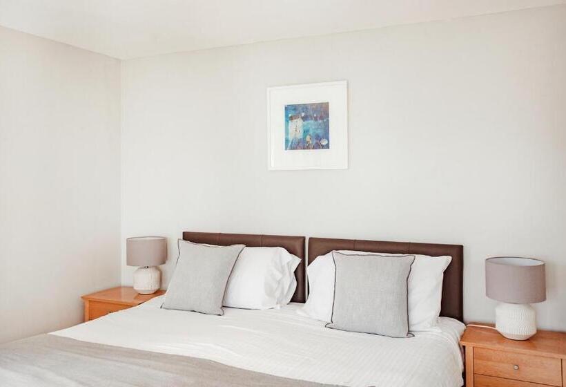 Люкс с Террасой, The Bay