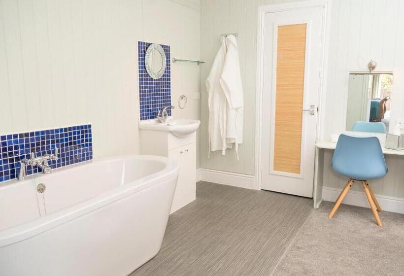 Люкс с Балконом, The Bay